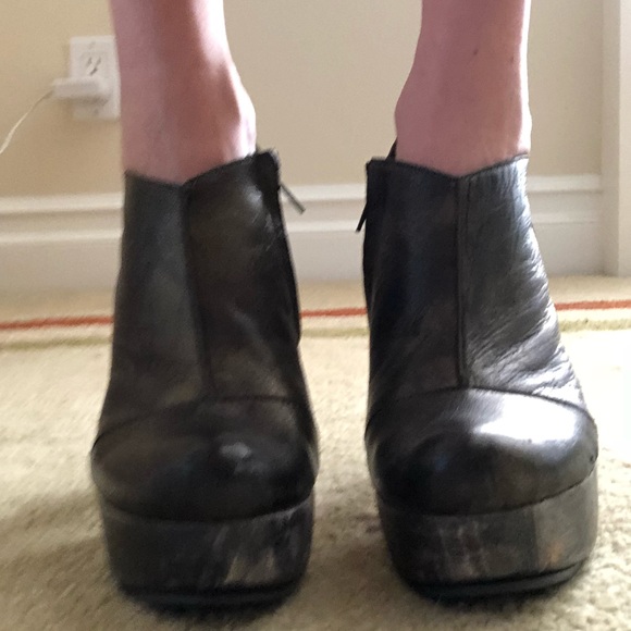 NWOT Calleen Cordero metallic platform booties 6.5 - Picture 6 of 7
